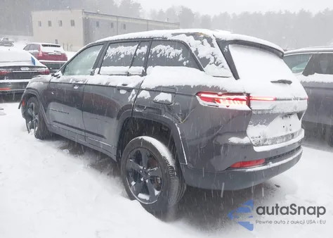 2023 Jeep Grand Cherokee Altitude 4X4 from USA, damaged, VIN 1C4RJHAG7PC542736